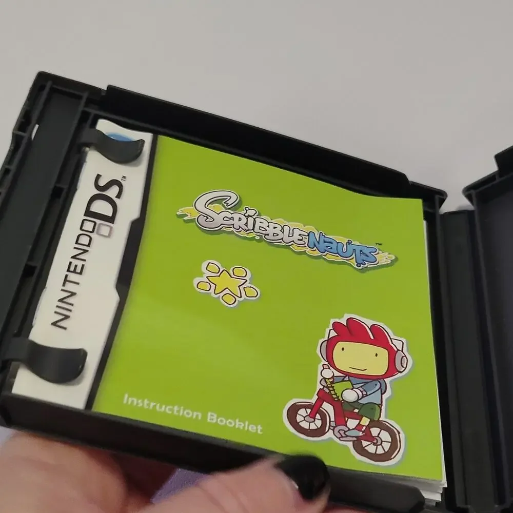 WB Games Scribblenauts Nintendo DS CASE & BOOK ONLY Manual Included